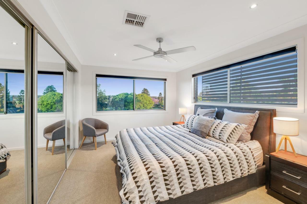 Fairway Village @ Windaroo Lakes Golf Club Exterior photo